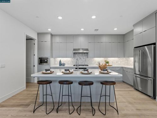 unit-201-44862 S Grimmer Blvd, Fremont, CA, 94538-6289 | Card Image