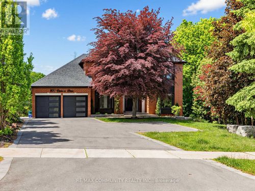 806 Clarence Street E, Vaughan (Islington Woods), ON, L4L8V2 | Card Image