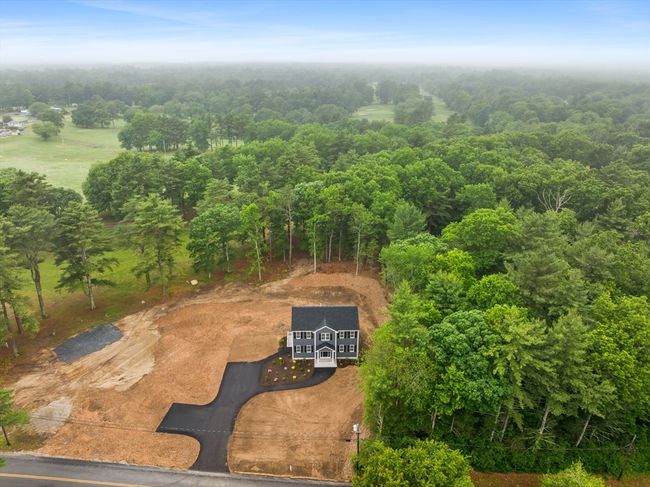 10 Leonard St, House other with 4 bedrooms, 3 bathrooms and 6 parking in Lakeville MA | Image 6
