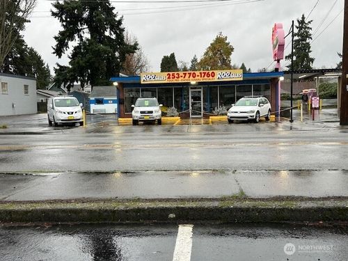 513 E Main, Puyallup, WA, 98372-3358 | Card Image