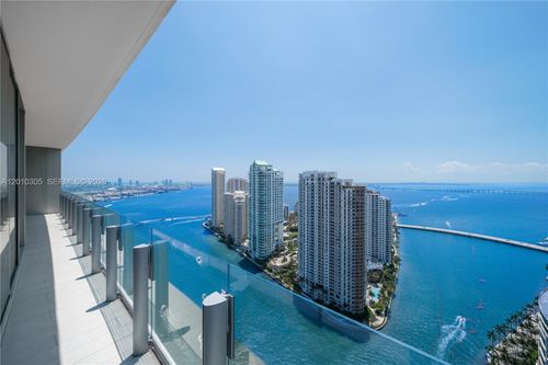3503c-300 Biscayne Boulevard Way, Miami, FL, 33131-2477 | Card Image