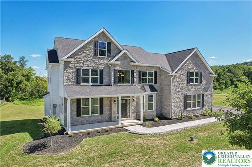 5031 Hunter Ln, EMMAUS, PA, 18049-4663 | Card Image
