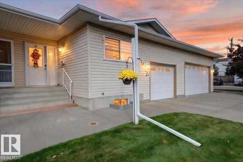 125-4610 50 Ave, Stony Plain, AB, T7Z1P4 | Card Image