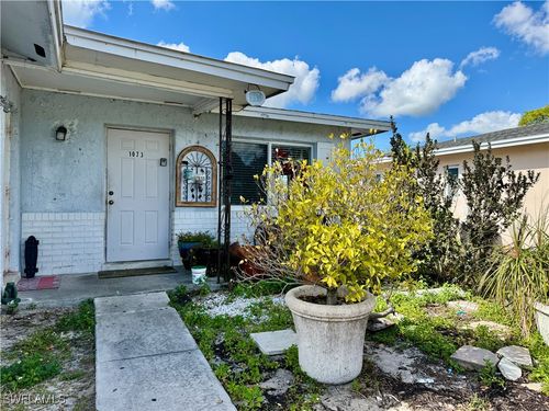 1073 San Remo Ave, NAPLES, FL, 34104-4018 | Card Image