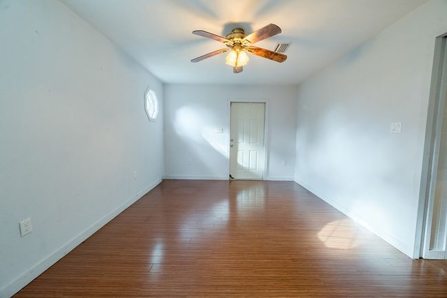 2 Se 814 Th St, House other with 3 bedrooms, 2 bathrooms and null parking in OLD TOWN FL | Image 27