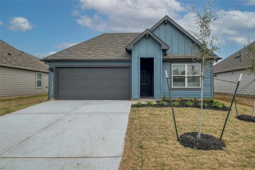 314 N Richland Dr, Lockhart, TX, 78644-5050 | Card Image