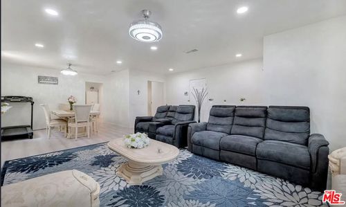 7701 Baird Ave, Reseda, CA, 91335 | Card Image