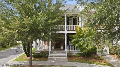 3908 Harkers Way, New Bern, NC, 28562-8448 | Card Image
