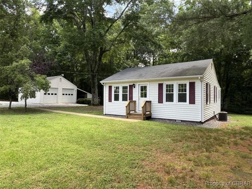 398 Philpot Rd, Locust Hill, VA, 23092-9754 | Card Image