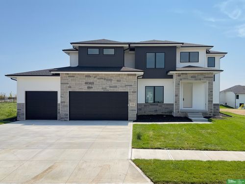 5719 N 199th St, Elkhorn, NE, 68022-5080 | Card Image