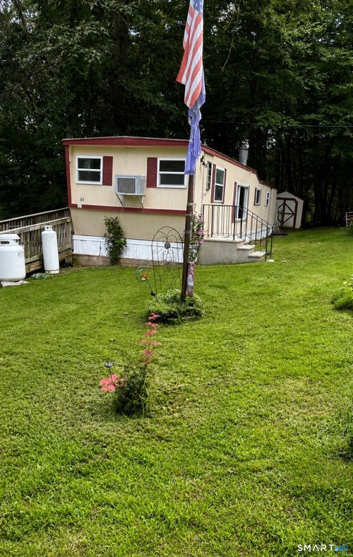 lot-64-303 Mohegan Park Rd, Norwich, CT, 06360-2022 | Card Image
