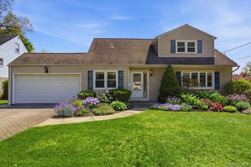 16 Marianna Dr, Hastings On Hudson, NY, 10706-4020 | Card Image