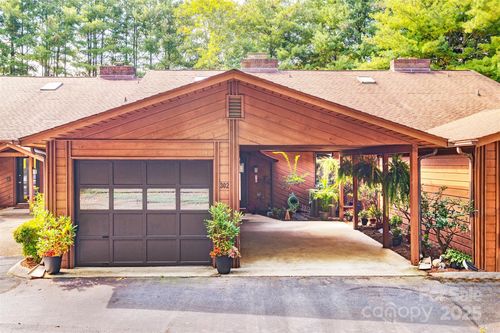 302 Woodfield Dr, Asheville, NC, 28803-4629 | Card Image