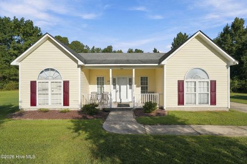 240 Katie Dr, Rocky Mount, NC, 27803-8530 | Card Image
