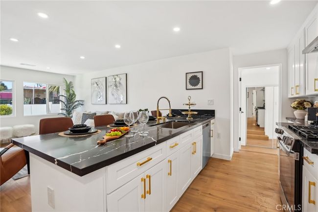 10159 Colwell Dr, House other with 5 bedrooms, 3 bathrooms and null parking in Sun Valley CA | Image 12