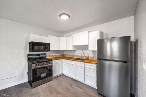f-714 E Nelson Ave, North Las Vegas, NV, 89030-5521 | Card Image