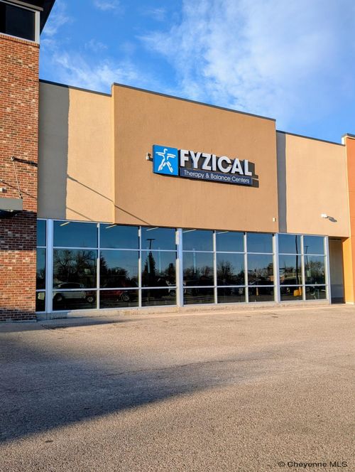 1612 E Pershing Blvd, Cheyenne, WY, 82001-3238 | Card Image