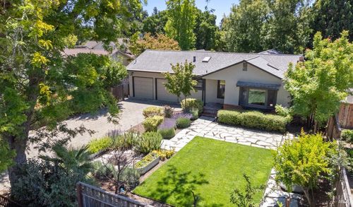 2067 W Lincoln Ave, Napa, CA, 94558-5534 | Card Image
