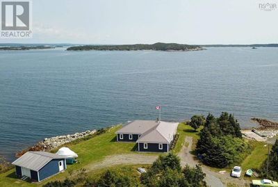 201 Sw Cove Rd, House other with 3 bedrooms, 2 bathrooms and null parking in Southwest Cove NS | Image 1