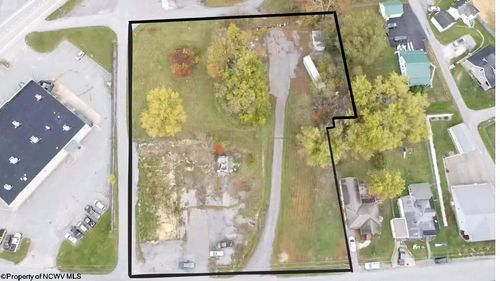112 Blueville Dr, Grafton, WV, 26354-1508 | Card Image