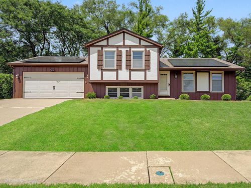 800 Marston Ave, Glen Ellyn, IL, 60137-6849 | Card Image