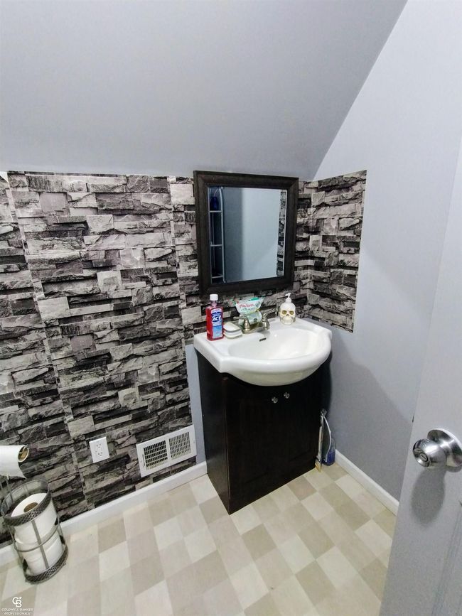 2nd Floor | Image 48