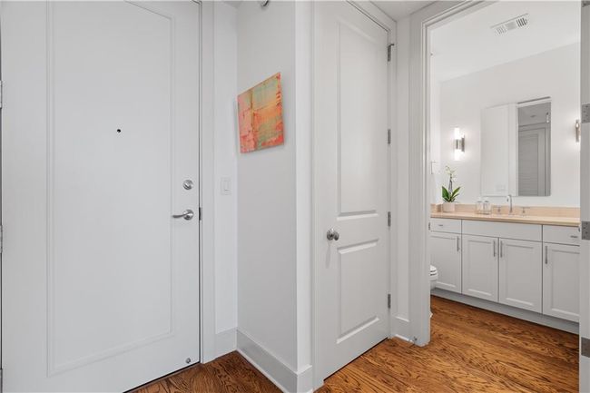 2309 - 3630 Peachtree Rd Ne, Condo with 1 bedrooms, 2 bathrooms and null parking in Atlanta GA | Image 12