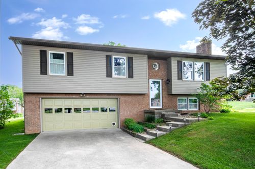 203 Westridge Court, Versailles, KY, 40383 | Card Image