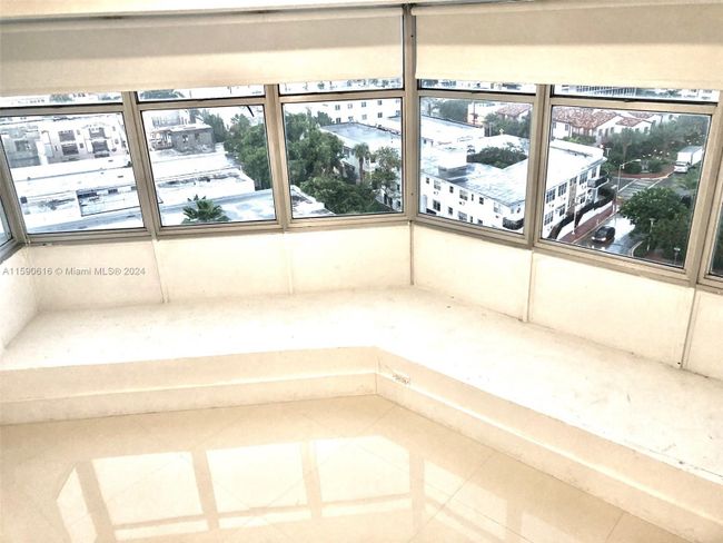 11D - 1881 Washington Ave, Condo with 2 bedrooms, 2 bathrooms and null parking in Miami Beach FL | Image 10