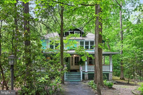 205 Heights Ave, Mount Gretna, PA, 17064 | Card Image