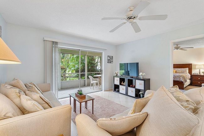 APT-106 - 31 Abbey Ln, Condo with 2 bedrooms, 2 bathrooms and null parking in Delray Beach FL | Image 12