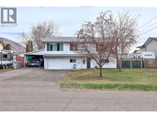 863 Dever Dr, Kamloops, BC, V2B6P9 | Card Image