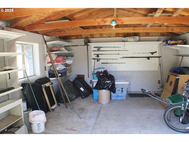131 Mountain View Ave, House other with 3 bedrooms, 2 bathrooms and 2 parking in Myrtle Creek OR | Image 33