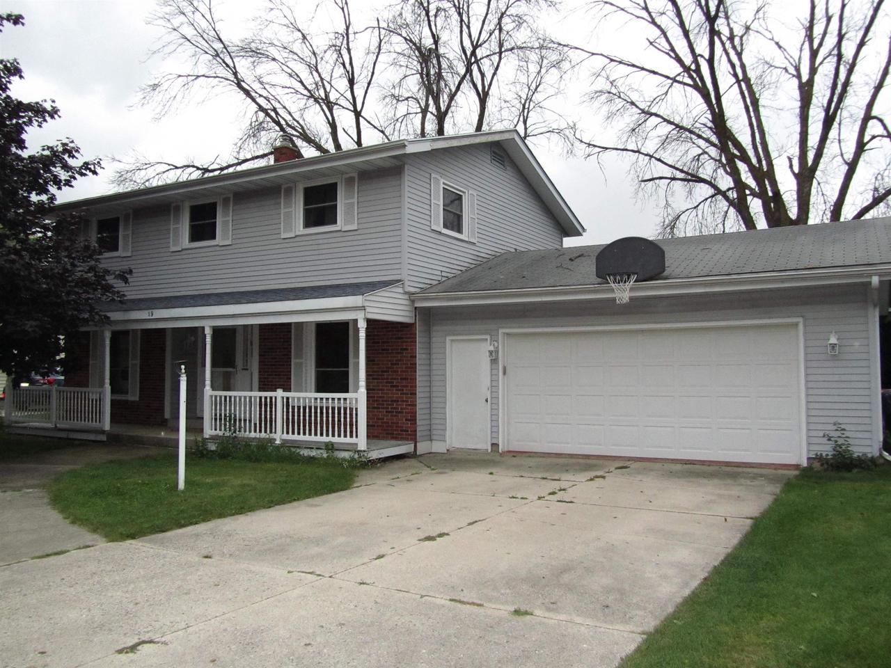 Wakawn Ave, Fond Du Lac, WI 54935