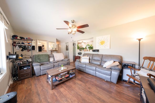 Livingroom 2 | Image 7