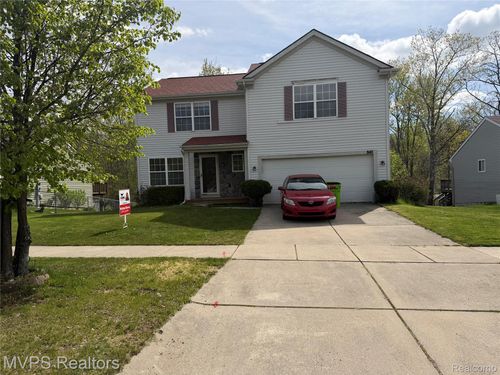 840 Andover Woods Dr, Fenton, MI, 48430-4131 | Card Image
