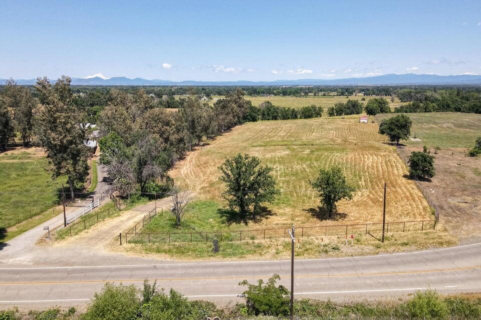 Land in Anderson 4