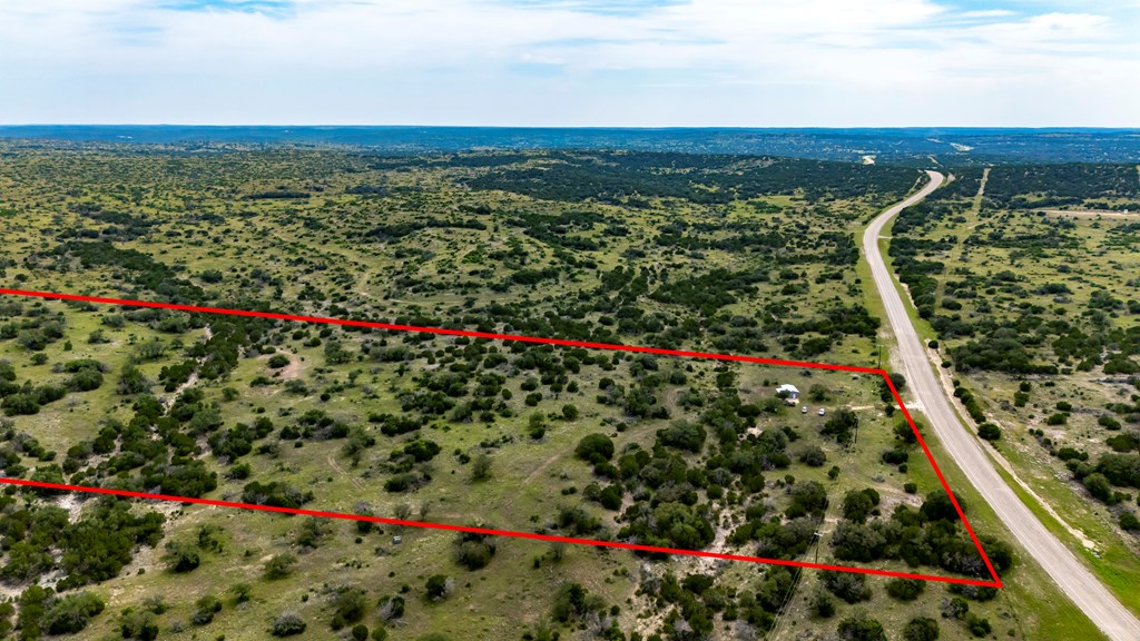 Land in Rocksprings 5