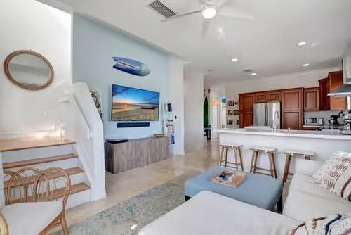 apt-a-150 Ne 6th Ave, Delray Beach, FL, 33483-5457 | Card Image
