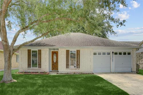 16706 Schooners Way, Friendswood, TX, 77546-2342 | Card Image