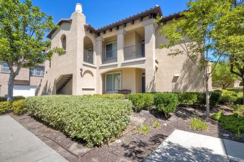 unit-6-10804 Serafina Ln, San Diego, CA, 92128-5639 | Card Image