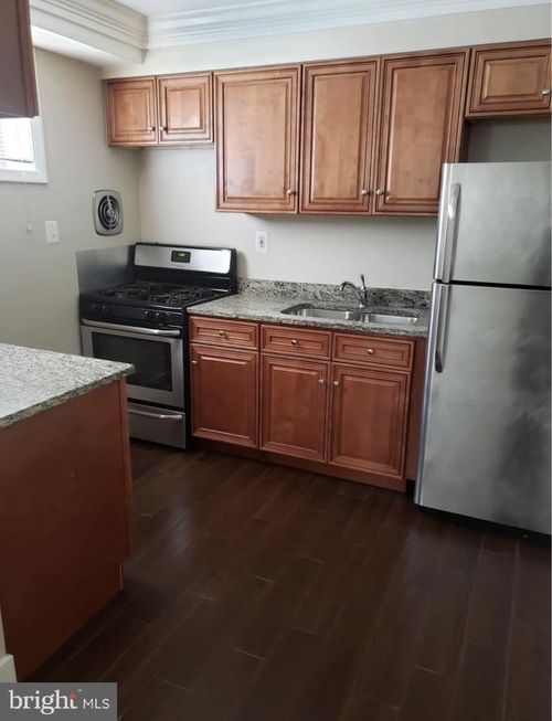 4102 Queensbury Rd, HYATTSVILLE, MD, 20781-1429 | Card Image