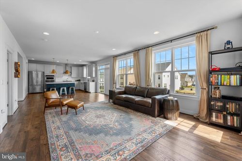 17968 Ridgewood Pl, ROUND HILL, VA, 20141-3542 | Card Image