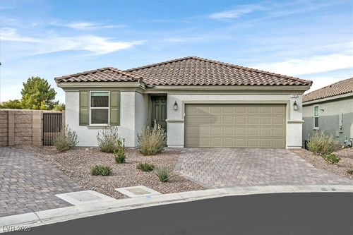 7196 Deer Cove Ct, Las Vegas, NV, 89113-6234 | Card Image