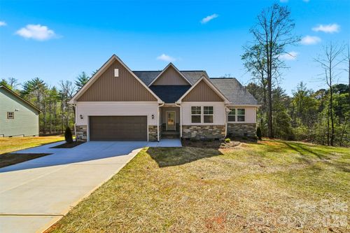 2422 Kimberly Ave, Morganton, NC, 28655-9788 | Card Image