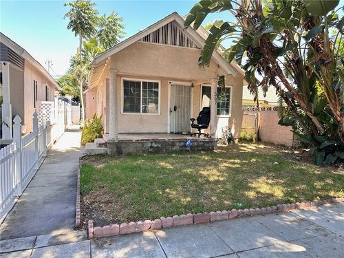 567 W Center St, Pomona, CA, 91768-3802 | Card Image