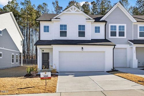 586 Barrington Row Ave, Zebulon, NC, 27597-3709 | Card Image