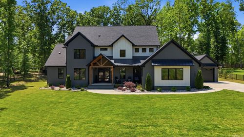 7049 Hannah Ln, Benton, AR, 72019-8938 | Card Image