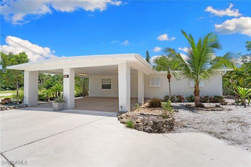 66 River Ct, Naples, FL, 34110-1602 | Card Image