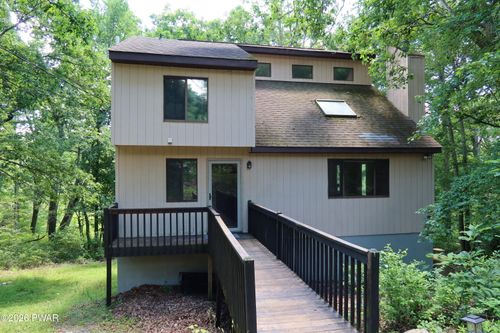 804 Wagoner Pl, Hawley, PA, 18428 | Card Image